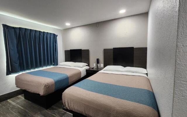 Motel 6 Galveston, TX