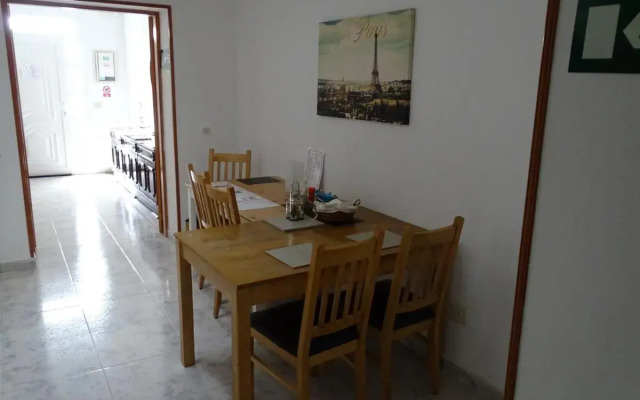 Rickaty Lodge Bed & Breakfast Guesthouse