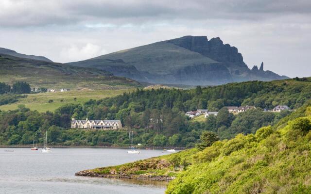 Cuillin Hills Hotel