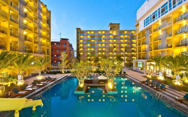 Grand Bella Hotel
