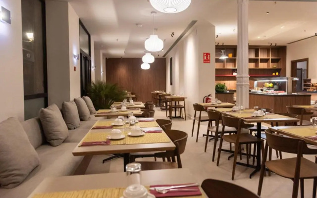 Отель California