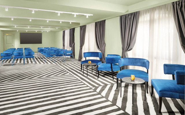 Anglo American Hotel Florence, Curio Collection by Hilton