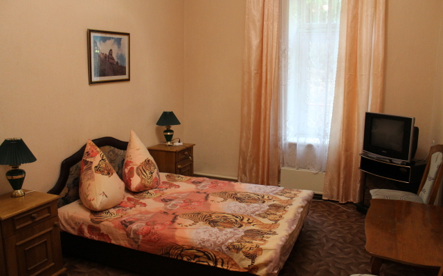 Staryij Zamok Hotel