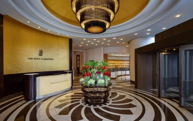 Отель The Ritz-carlton, Almaty