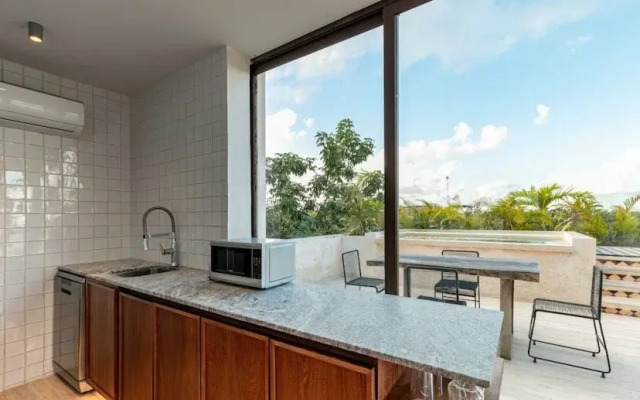 304 Contemporary Designer 3br Condo by StayPodio