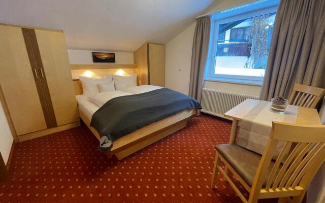 Hotel Garni Patteriol