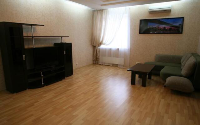 Tri Sosny Hotel