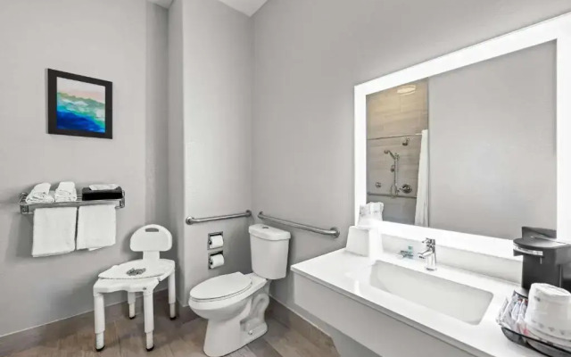 Best Western Palace Inn & Suites