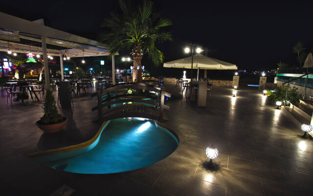 Venus Hotel & Suites