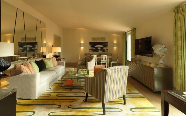 De Russie Hotel