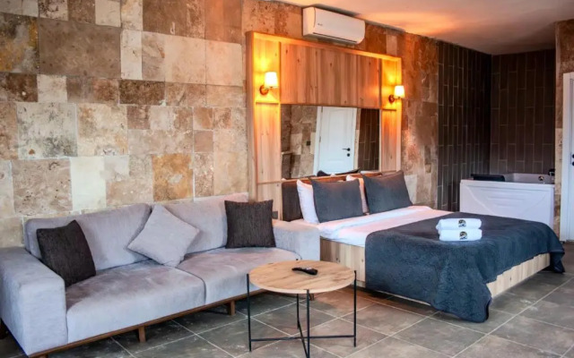 216 North Hotel & Wellness-Spa