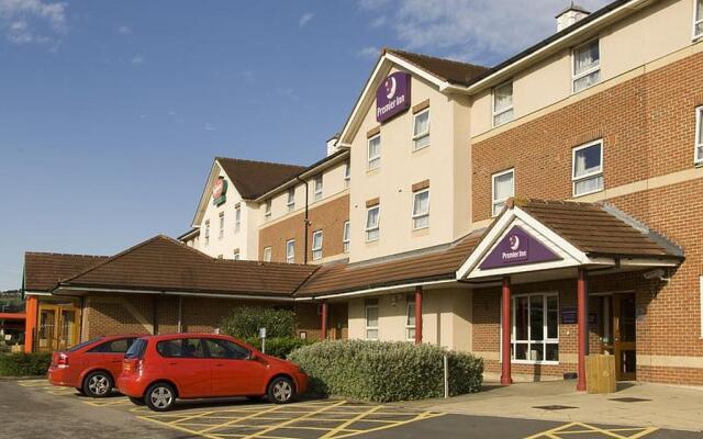 Premier Inn Newcastle (Metro Centre)