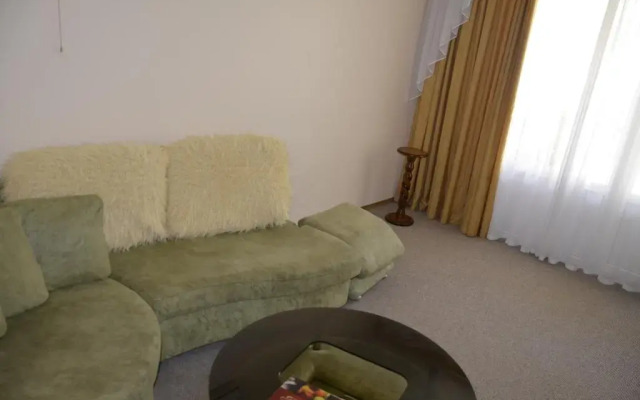 Alyana Guest House