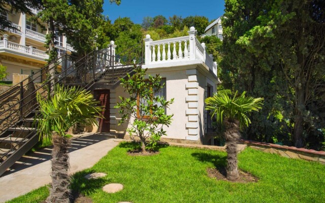 Zolotye Kupola Mini Hotel