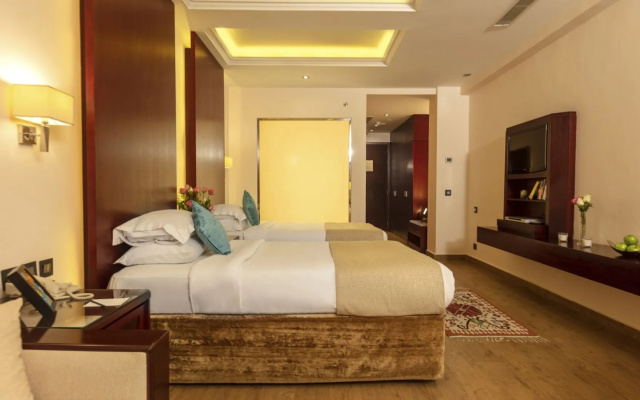 Двухместный номер Royal Savoy with Lounge Access (Adults Only) (доступ в лаунж, только для взрослых) — фото 3