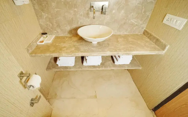 Hotel Atulyaa Taj