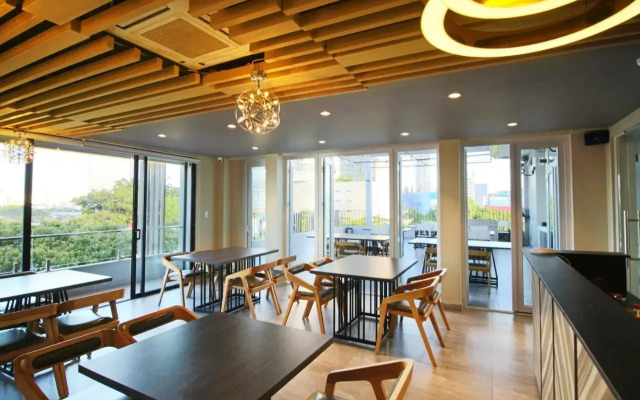 Binh Duong Resident Hotel