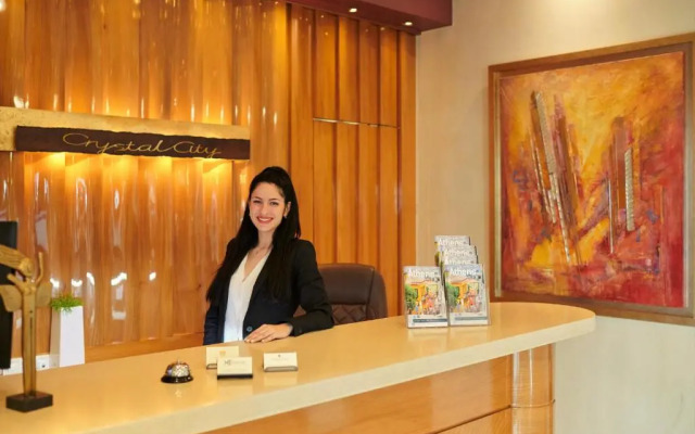 Crystal City Hotel