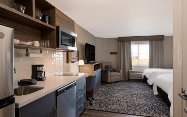 Candlewood Suites Lafayette, an IHG Hotel