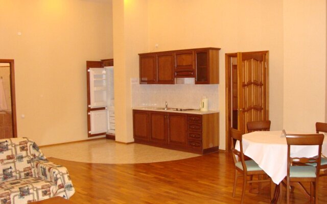 Maslovo Holiday Hotel