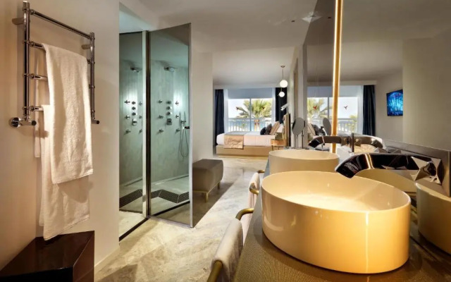 Ushuaïa Ibiza Beach Hotel - Adults Only