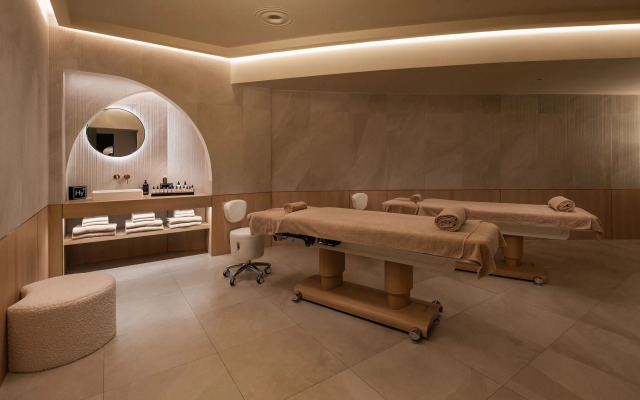Cardo Roma, Autograph Hotel