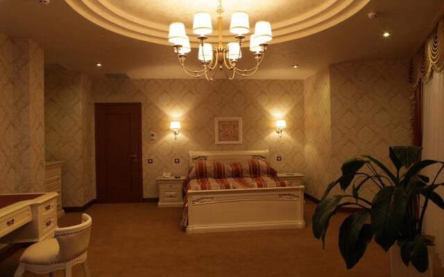 Nadiya Hotel