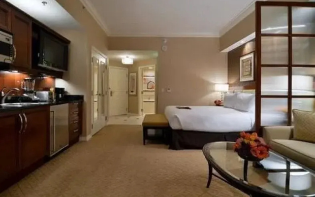 The Signature at MGM Grand by Jet Luxury Resorts