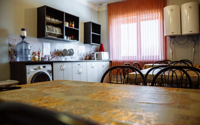 DOMhostel