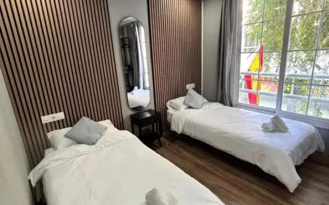 Hotel Sanz