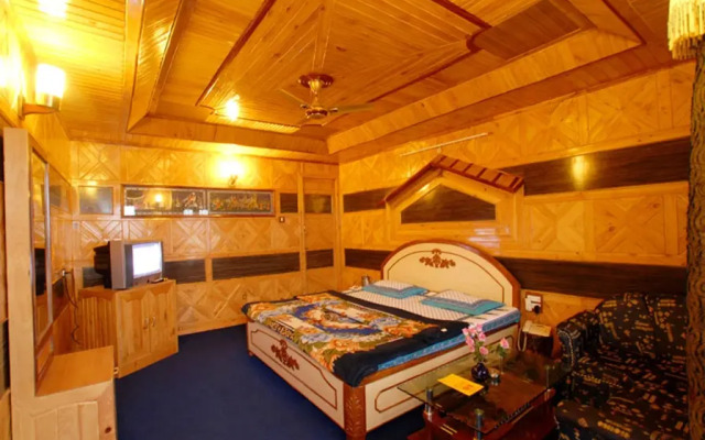 Hotel Vikrant
