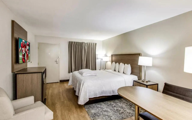 Red Roof Inn PLUS+ Dallas – Addison