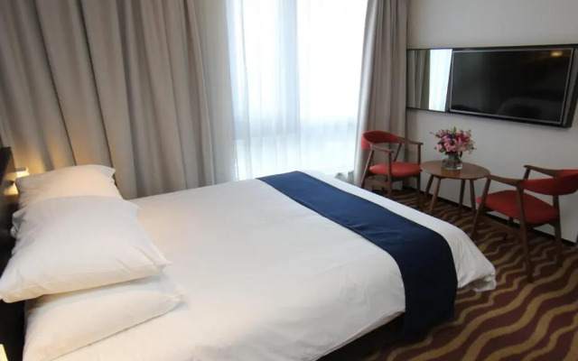 Gloucester Hotel and Resorts