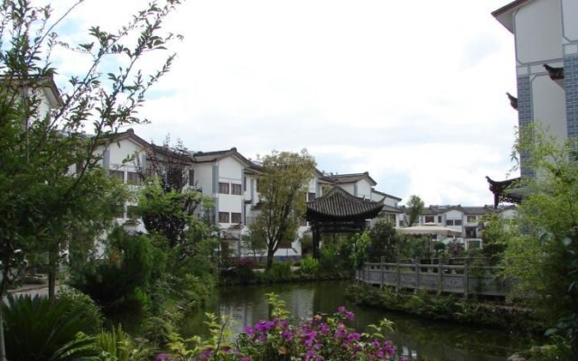 Yunshangsiji Fairyland Hotel of Tengchong Jadeite