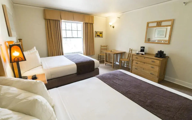 Old Faithful Inn — Inside the Park Hotel