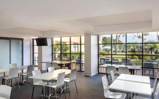 Mercure Sydney Blacktown