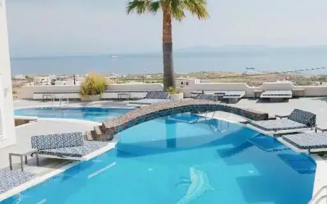 Blue Arise Fira Hotel