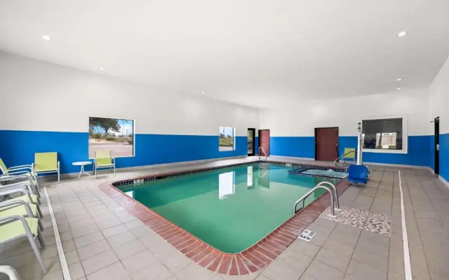 Best Western Palace Inn & Suites