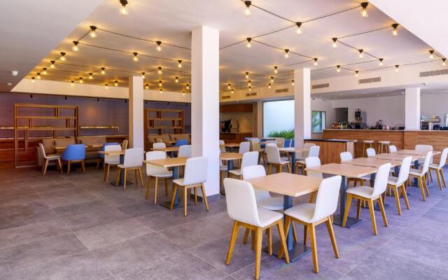 Hotel Cordial Marina Blanca