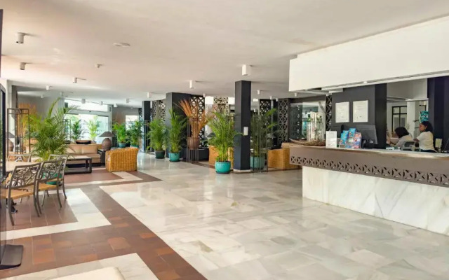 Apartamentos Parque del Sol