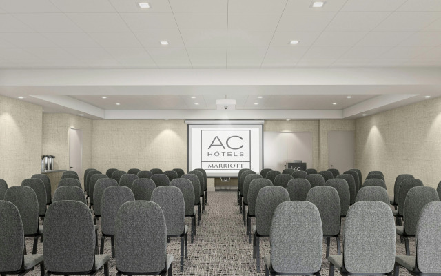 AC Hotel by Marriott Old Montreal