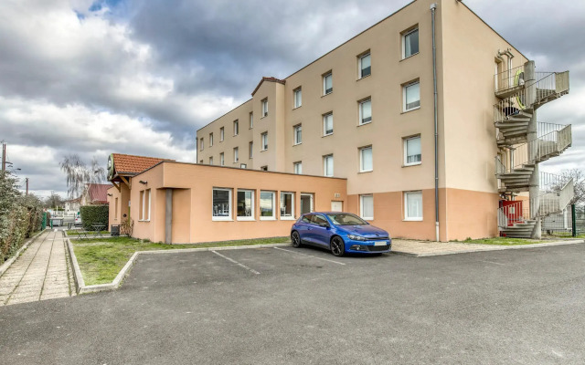 Отель B&B Clermont Ferrand Gerzat