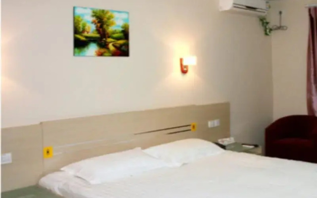 Super 8 Hotel Zhenjiang Jiangsu University Xue Fu