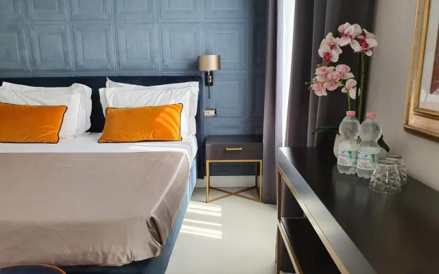 Maxim Axial Hotel