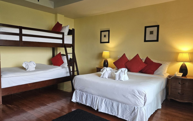 Cinnamon Beach Villas