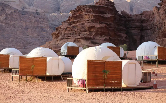 Wadi Rum Bubble Luxotel - Campsite