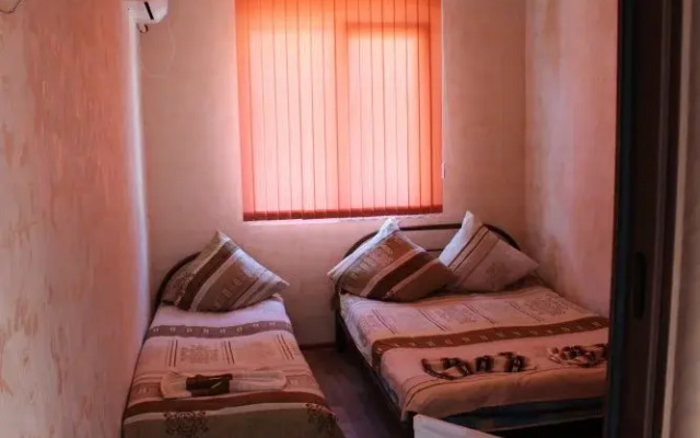 Solnechny Guest House