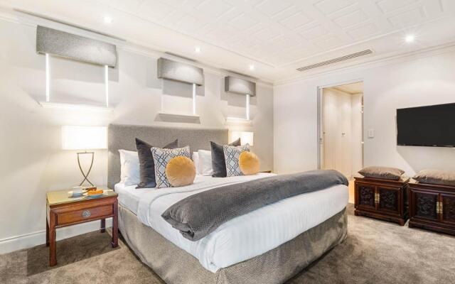 The Peninsula Riverside Serviced Apartments