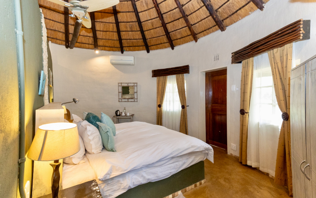 Mziki Safari Lodge