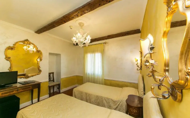 Pantalon Hotel